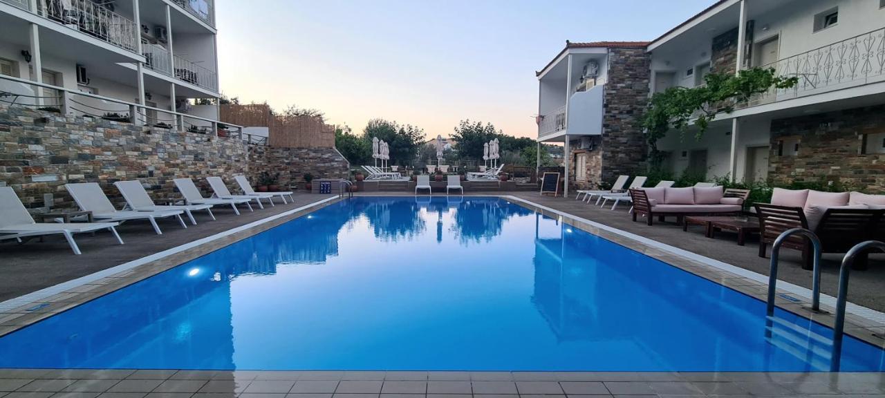 Hotel Nereides Patitiri  Bagian luar foto