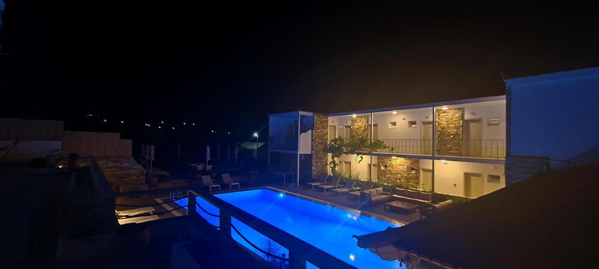Hotel Nereides Patitiri  Bagian luar foto