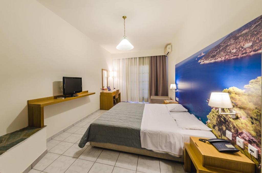 Hotel Nereides Patitiri  Bagian luar foto