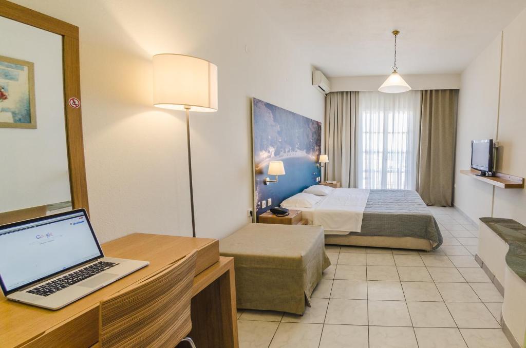 Hotel Nereides Patitiri  Ruang foto