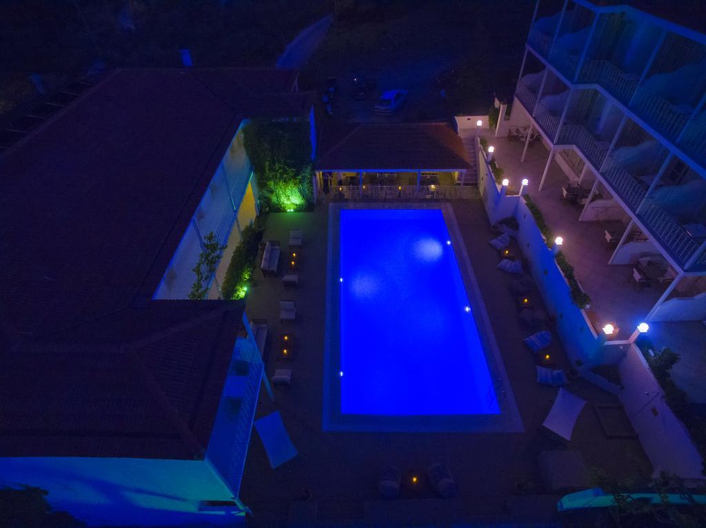 Hotel Nereides Patitiri  Bagian luar foto
