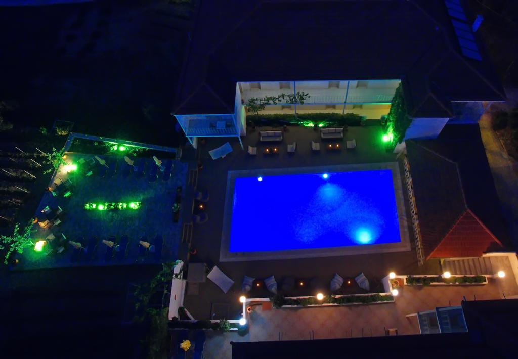 Hotel Nereides Patitiri  Bagian luar foto