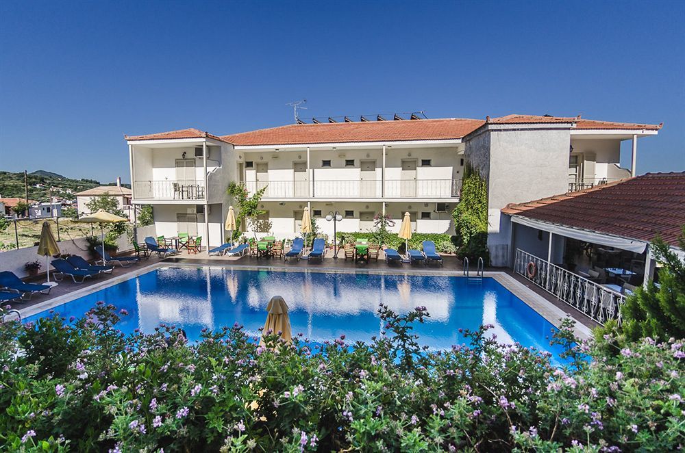 Hotel Nereides Patitiri  Bagian luar foto